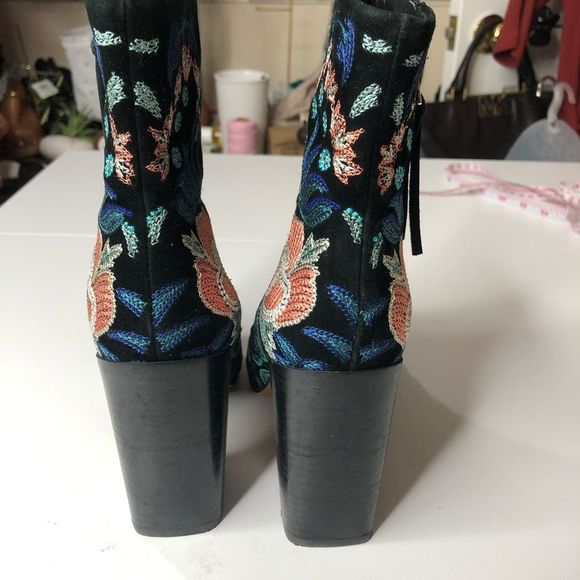 Rebecca Minkoff | Black Floral Embroidered Bootie - Picture 7 of 7